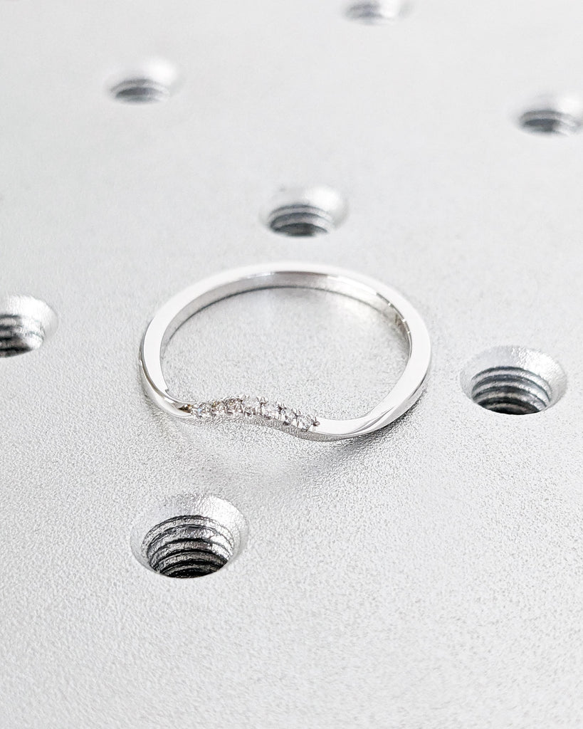 18K White Gold Diamond Ring, Dainty Diamond Crown Wedding Ring, Curved Moissanite Wedding Band, Simulated Diamond Ring, Contour Wedding Ring