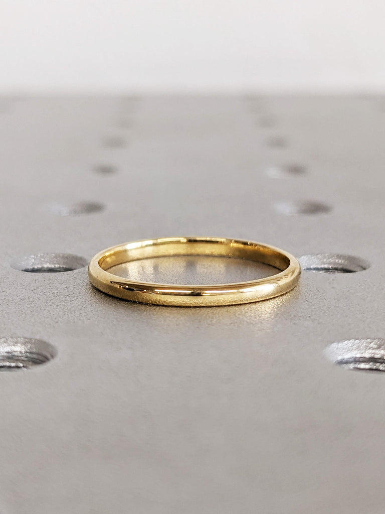 Thin 18K Solid Yellow Gold Wedding Band, Low Dome Comfort Fit Ring, Minimalist Women’s Ring, Classic Plain Gold Band