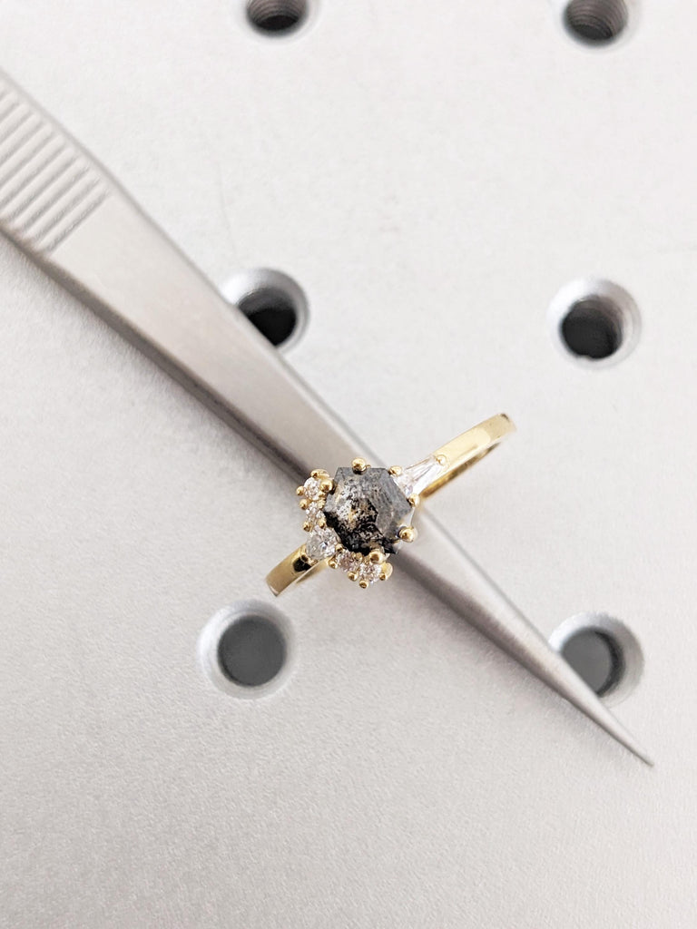 Hexagon Cut Salt and Pepper Diamond Ring, Diamond Cluster Engagement Ring, 18K Yellow Gold Salt and Pepper Wedding Ring, Bridal Jewelry Gift
