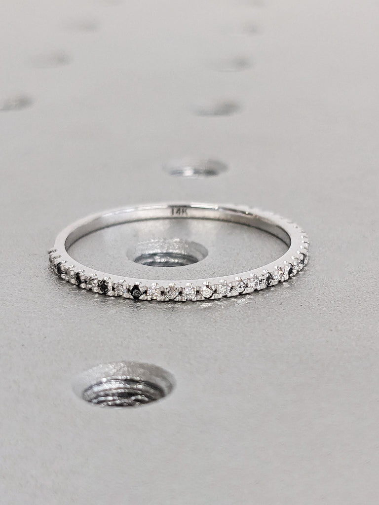 Dainty Pavé Round Black and White Diamond Ring, 14K Solid White Gold Stacking Engagement Ring, Thin Eternity Diamond Women’s Wedding Band
