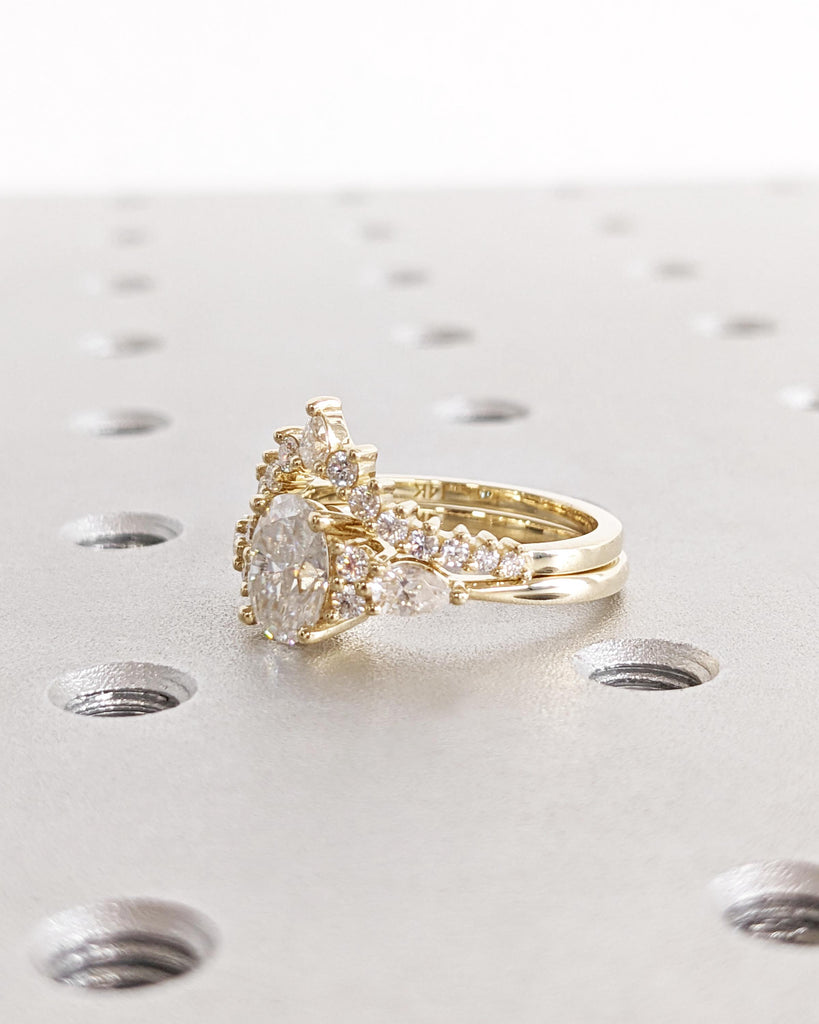 Art Deco 14K Gold Oval Lab Diamond Luxury Wedding Ring Set, Unique Pear Diamond Cluster Ring, Vintage Stack Ring Bridal Set, IGI Certified