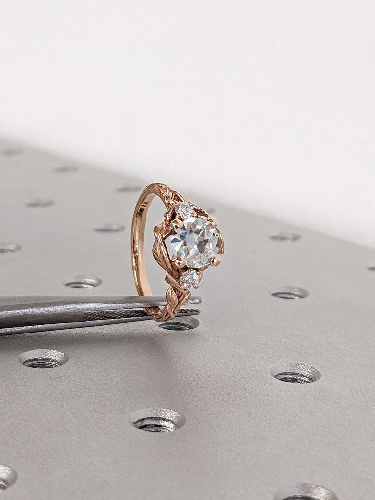 VVS Moissanite Rustic Engagement Ring | Old Miner cut Diamond | Organic Ring | Hand Engraved Leaf Ring | Twig Branch Ring