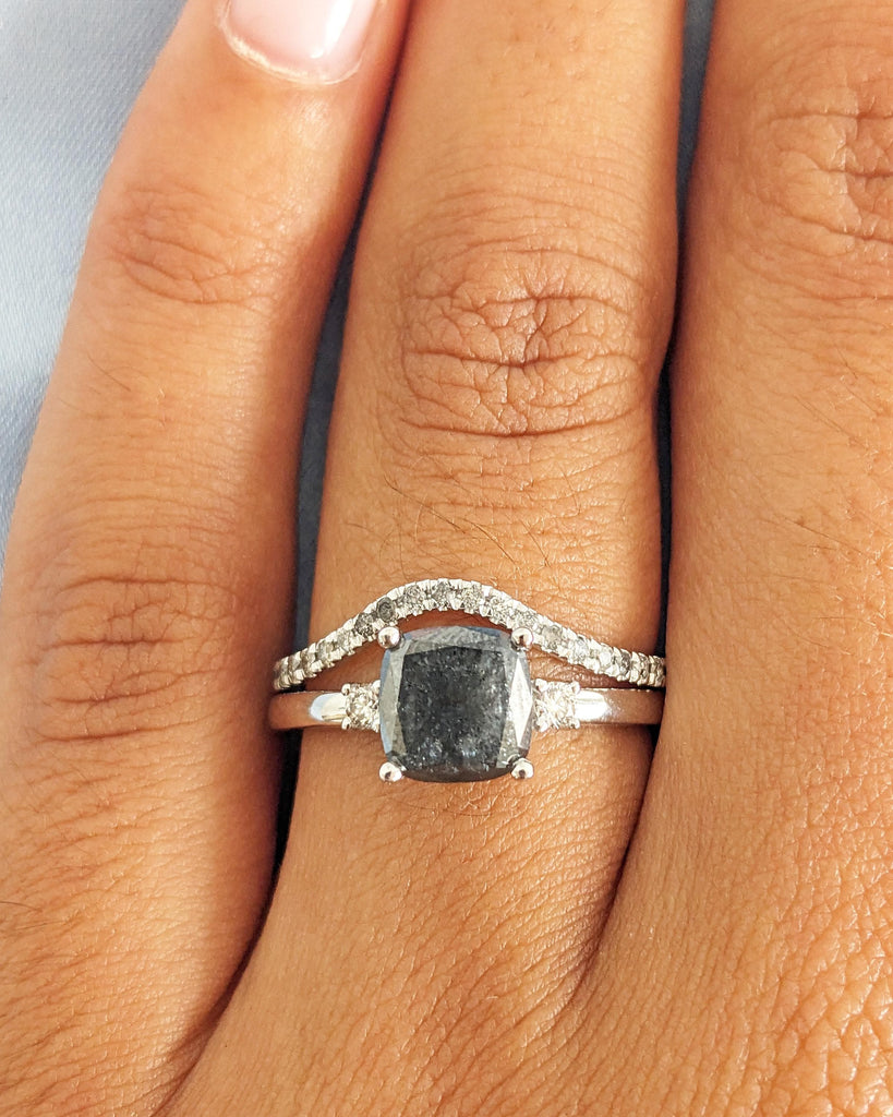 Salt and Pepper Diamond Cushion Ring Set / Salt and Pepper Diamond Vintage Engagement Ring Set 18K White Gold / Vintage Cushion Diamond Ring