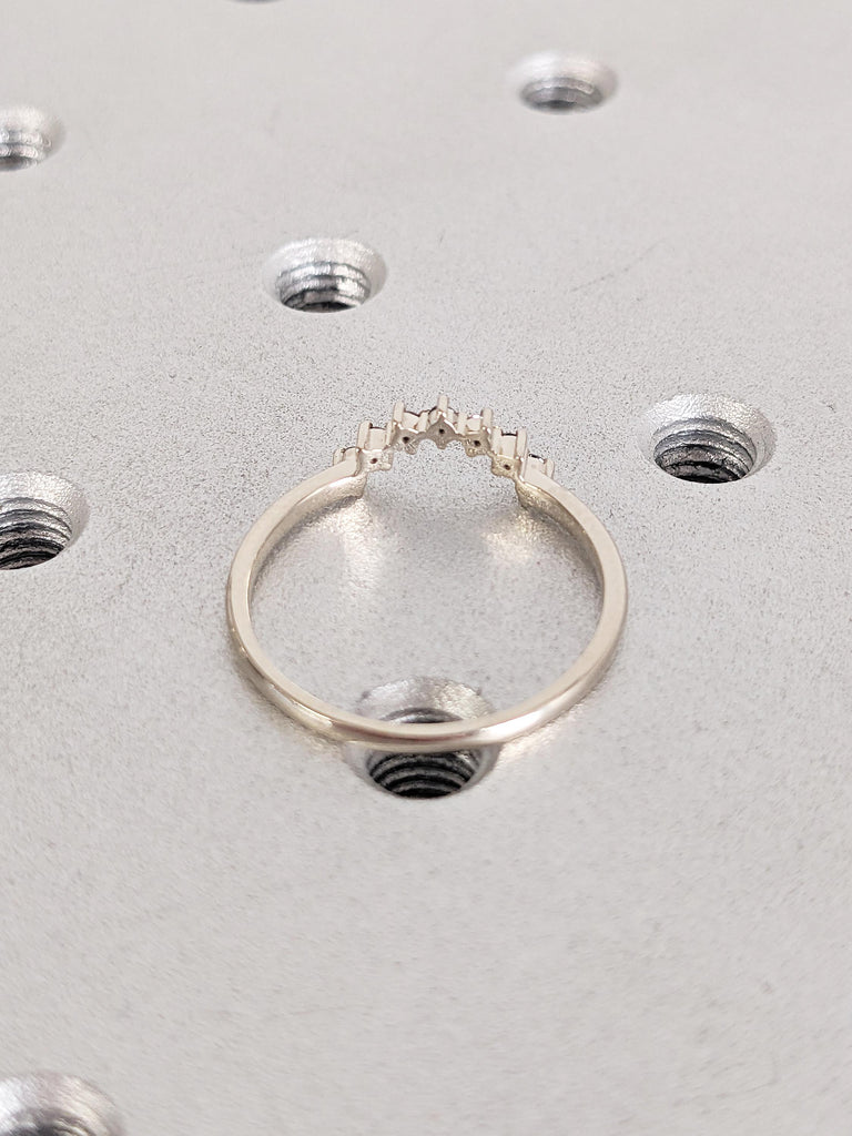 Curved Wedding Band, 14k White Gold Ring, Anniversary Band, Vintage Wedding Band, Black Diamond Ring for Women, Personalized Wedding Ring