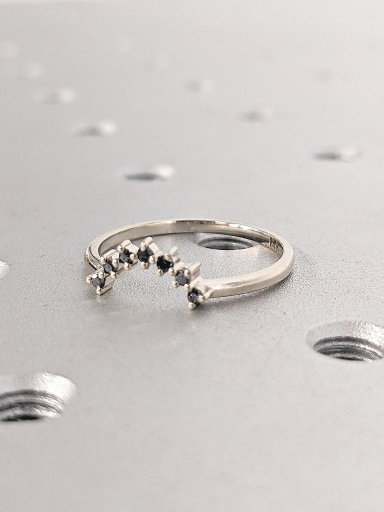Curved Wedding Band, 14k White Gold Ring, Anniversary Band, Vintage Wedding Band, Black Diamond Ring for Women, Personalized Wedding Ring