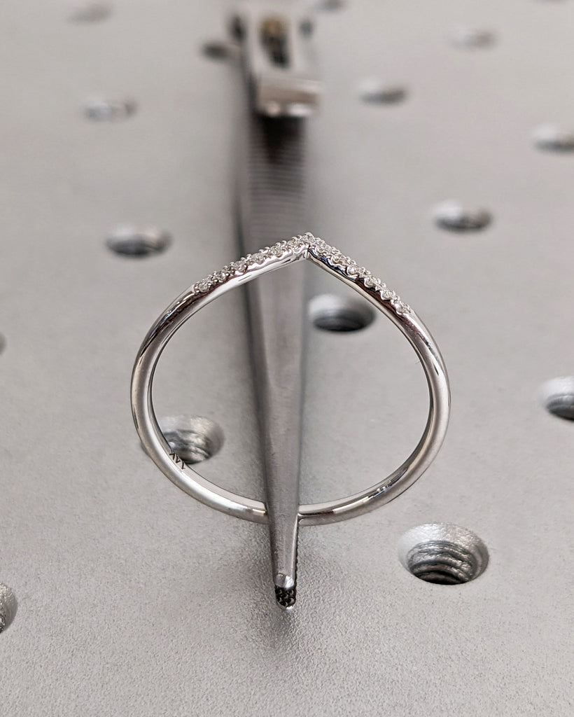 Round Cut Diamond Chevron Engagement Ring, 14K White Gold V Shaped Matching Wedding Band, Half Eternity Stacking Ring