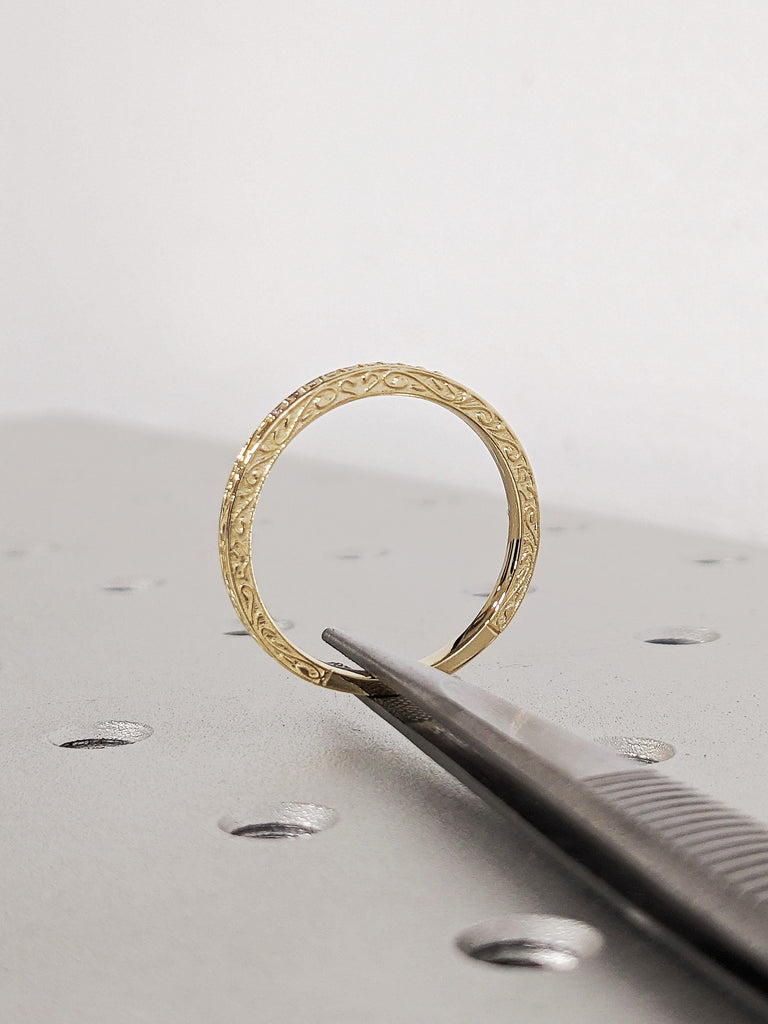 Vintage Round Diamond Engagement Ring, 14K Solid Yellow Gold Filigree Matching Ring, White Diamond Pavé Wedding Band, Custom Stacking Ring