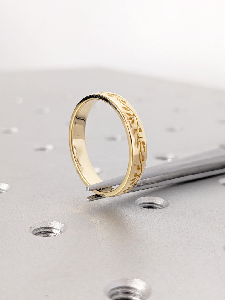 Men's Wedding Band, 18K Yellow Gold Unique Men's Ring, Men's Engagement Ring, Rings for Men, Promise Ring, Valentine Gift, Men's Jewelry