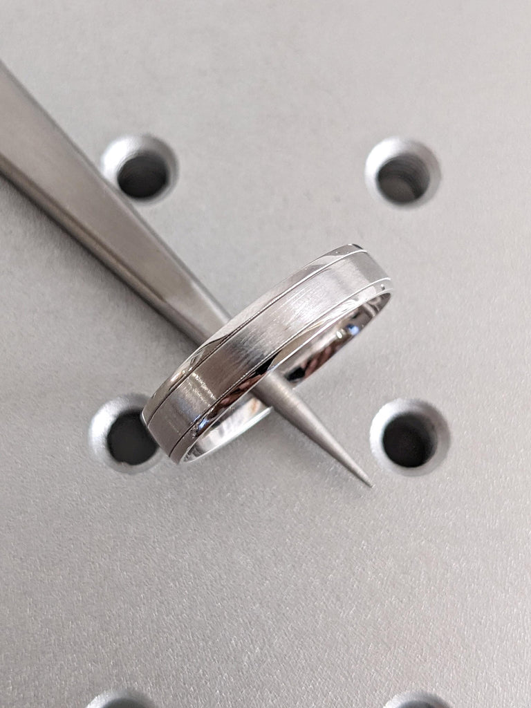 Modern Everyday Wear Solid Gold Rings for Men | 5mm White Gold Band