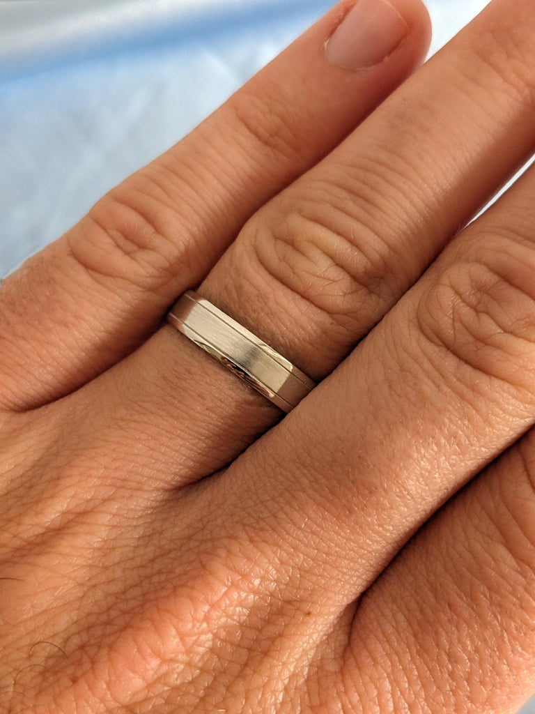 Modern Everyday Wear Solid Gold Rings for Men | 5mm White Gold Band