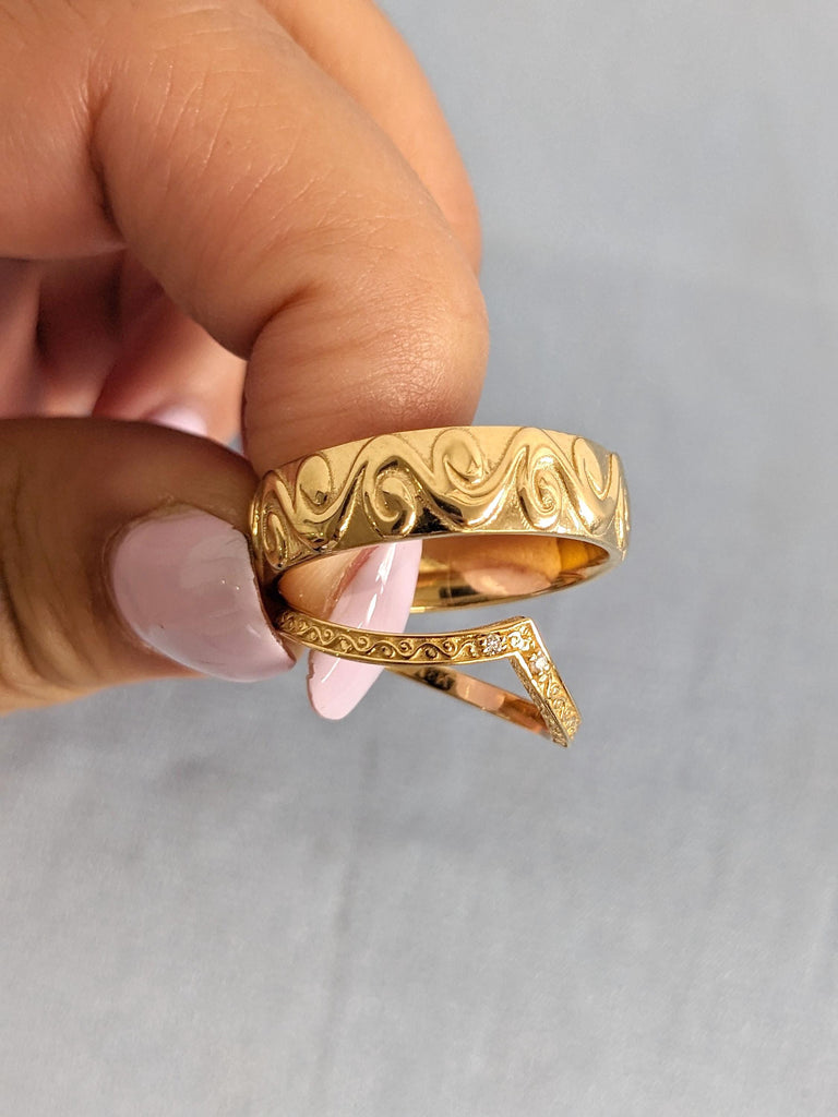 18k Yellow Gold Vintage Wedding Band | His and Hers Wedding Ring Set | Hand Engrave Filigree Couples Ring | Commitment Ring | 6mm Mens Band