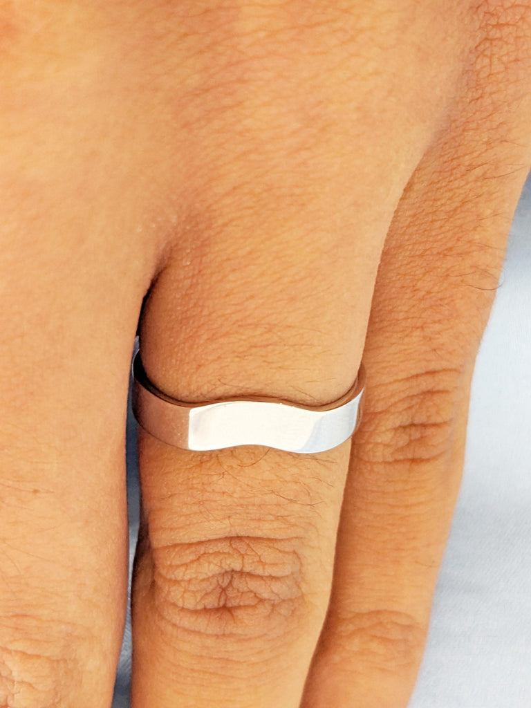 14K White Gold Wedding Band, Stacking Ring For Woman, Matching Ring, Custom Wedding Ring, Unique Curved Gold Ring, Women's Wedding Ring Gift