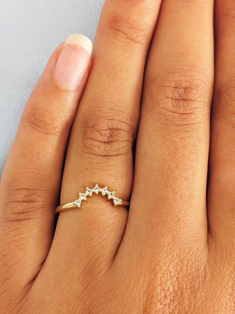 Aquamarine Birthstone Stacking Engagement Ring, Dainty 14K Yellow Gold Curved Aquamarine Wedding Band, Round Customized Gold Ring for Women