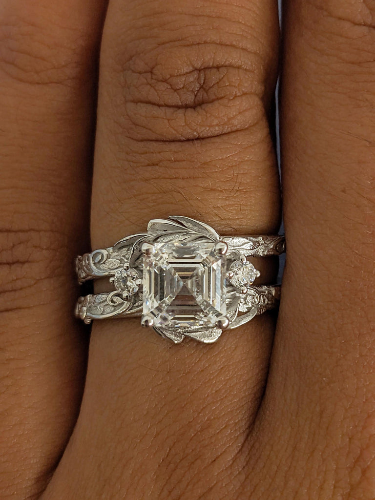 Art Deco Lab Grown Diamond Engagement Ring