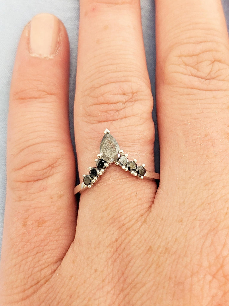 Diamond Wedding Band, Dainty 14k White Gold Band, V Shaped Ring, Stackable Ring, Chevron Ring