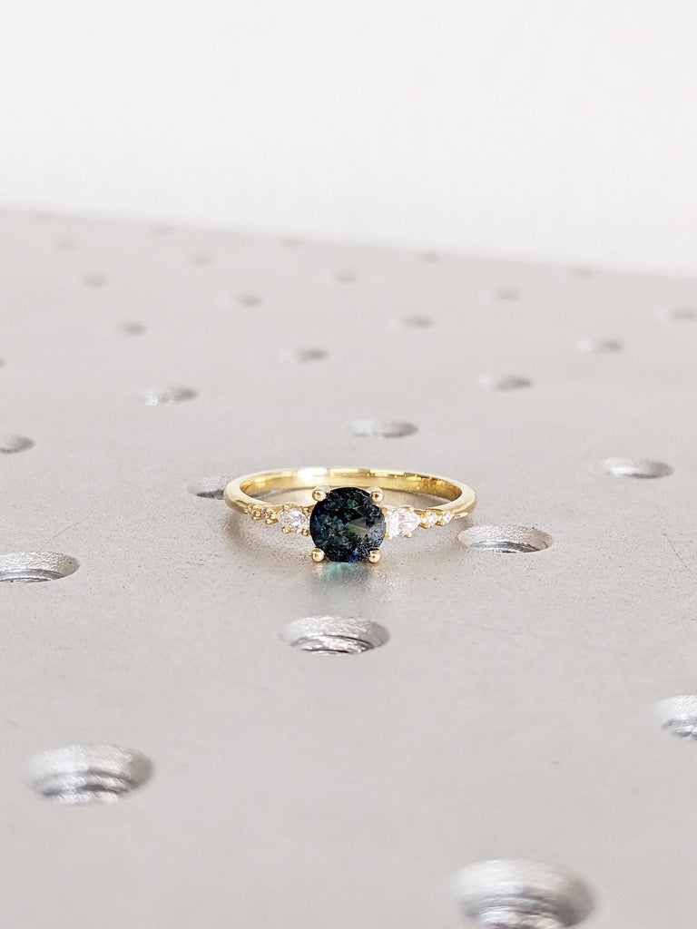 0.5ct Unique Round Sapphire Engagement Ring, 18K Yellow Solid Gold Sapphire Wedding Ring, Teal Peacock Sapphire Diamond Cluster Ring For Her