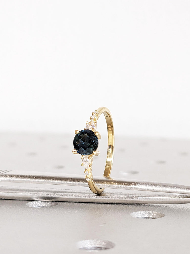 0.5ct Unique Round Sapphire Engagement Ring, 18K Yellow Solid Gold Sapphire Wedding Ring, Teal Peacock Sapphire Diamond Cluster Ring For Her