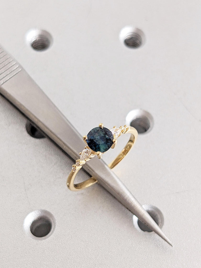 0.5ct Unique Round Sapphire Engagement Ring, 18K Yellow Solid Gold Sapphire Wedding Ring, Teal Peacock Sapphire Diamond Cluster Ring For Her
