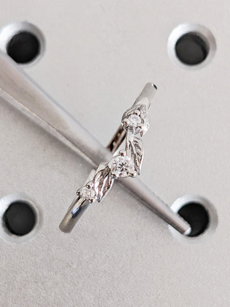 Nature Diamond Matching Ring, Platinum Leaf Wedding Band, Round Diamond Curved Vine Leaf Band, Unique Bridal Engagement Stacking Ring