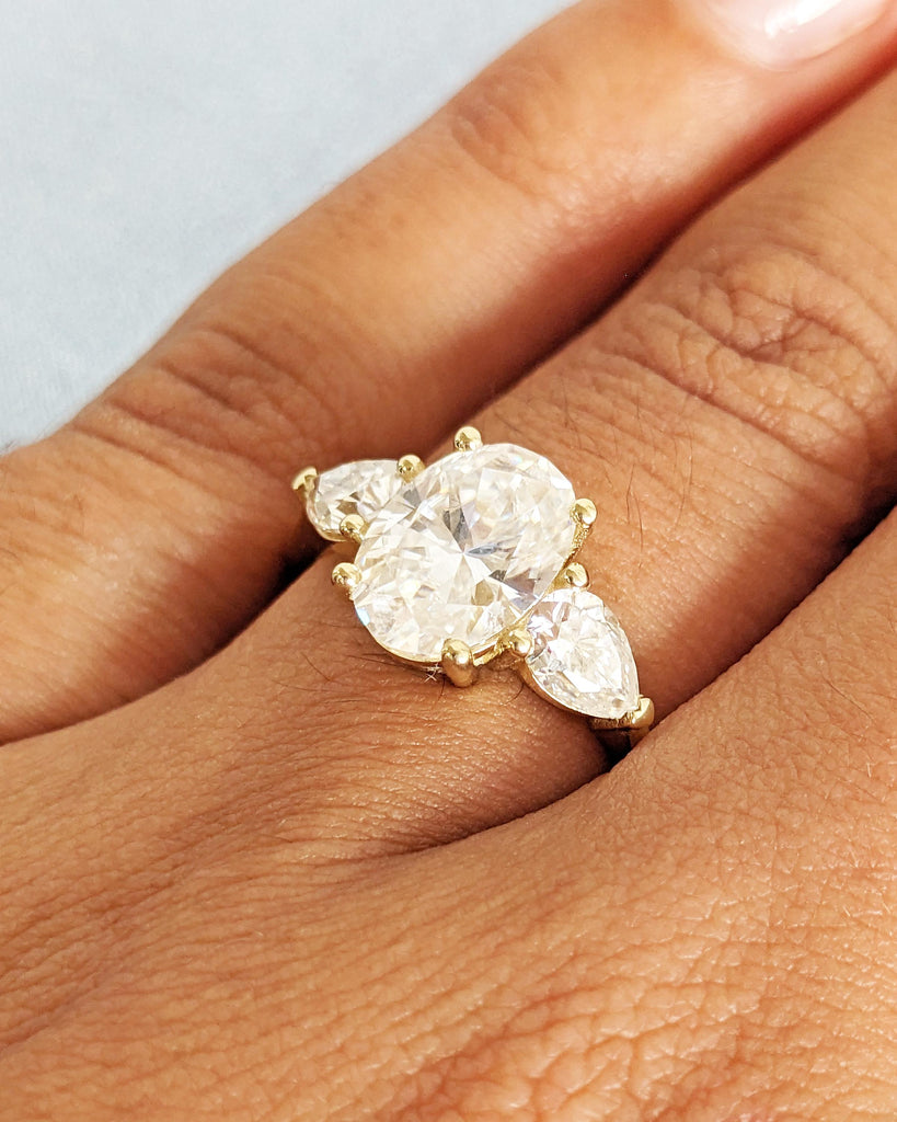 Three Stone Oval Engagement Ring, IGI Certified Lab Created Diamond with Pear Cut Moissanite or Lab Diamond Accents, 14K Yellow Gold