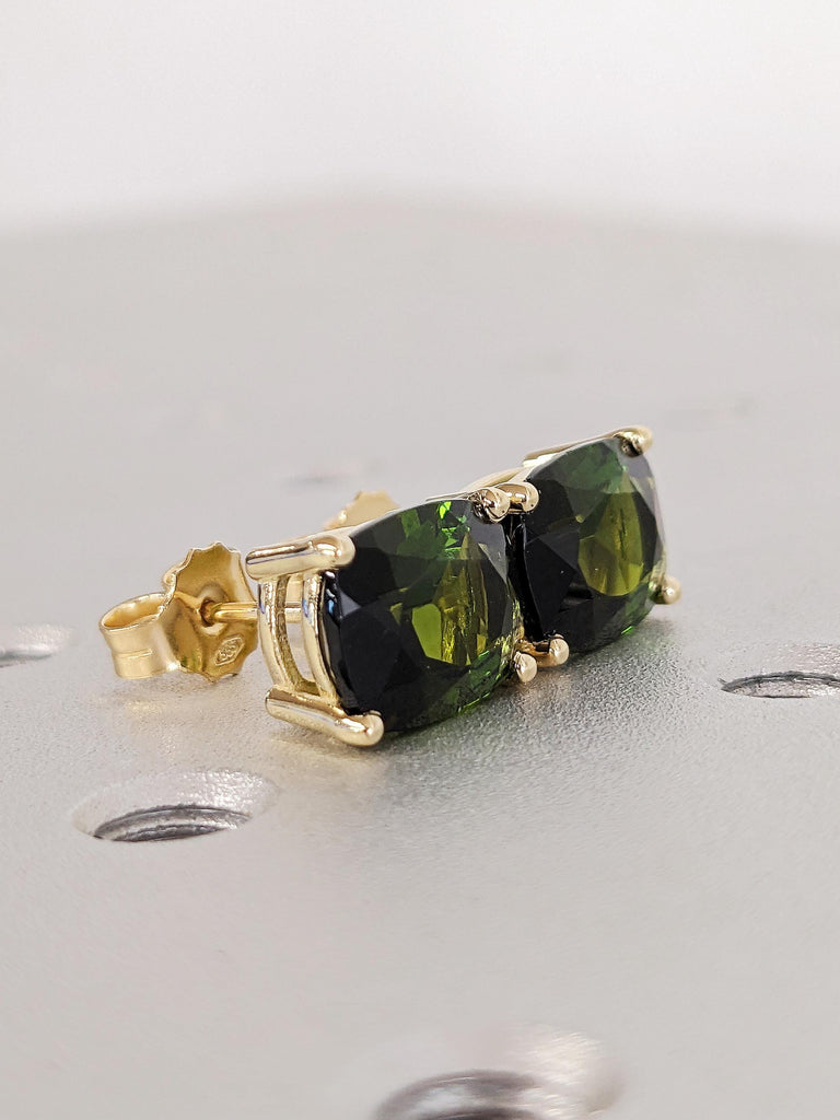 Cushion Cut Green Tourmaline Stud Earrings, 14K Solid Yellow Gold Screw Back Stones Studs, Libra Birthstone Earrings, Everyday Gold Jewelry