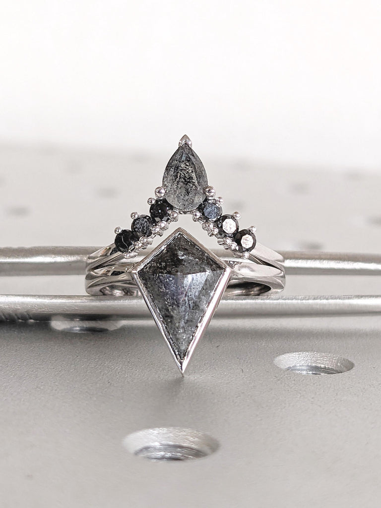 Kite Cut Salt and Pepper Diamond Engagement Ring Set, 14k White Gold Ring, Diamond Statement Ring, Black Diamond Wedding Ring, Bridal Ring