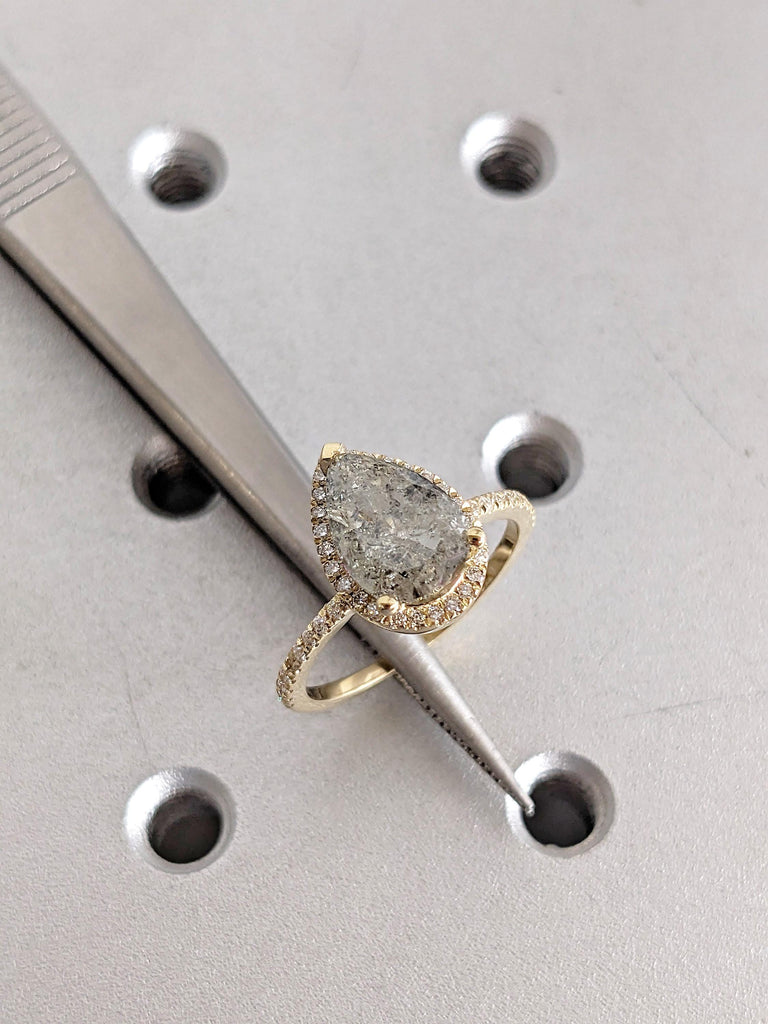 1920s Pear Cut Salt and Pepper Diamond Engagement Ring, 14K Yellow Gold Halo Ring, Vintage Diamond Wedding Ring