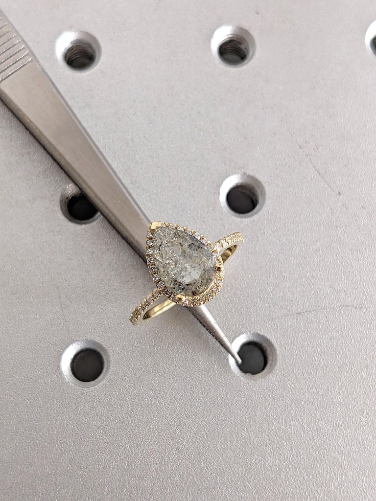 1920s Pear Cut Salt and Pepper Diamond Engagement Ring, 14K Yellow Gold Halo Ring, Vintage Diamond Wedding Ring image #2