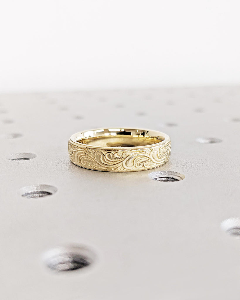 14K 18K Yellow Gold Filigree Wedding Band | Hand Engraved Band Feather Pattern Anniversary Ring | Retro Art Deco Vintage Floral Design Ring