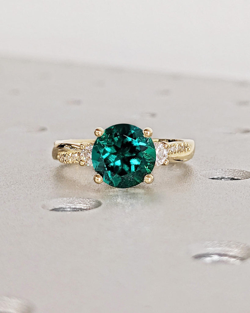 Diamond and Emerald Engagement Ring, 3 Stone Ring, Lab Grown Emerald, Green Gemstone Ring, Twisted Band Bridal Ring, 14K Gold May Birthstone