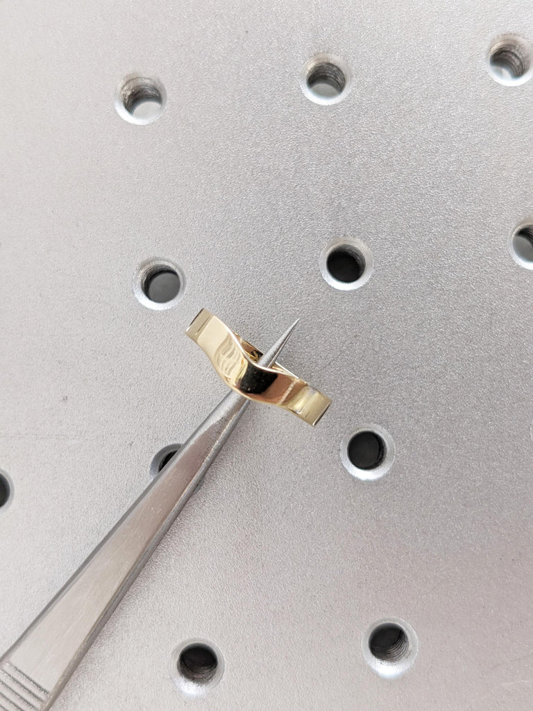 Unique Gold Wedding Band, 14K Yellow Gold Stacking Ring For Woman, Unique Matching Ring, Curved Simple Gold Ring, Wedding Gift, Promise Ring