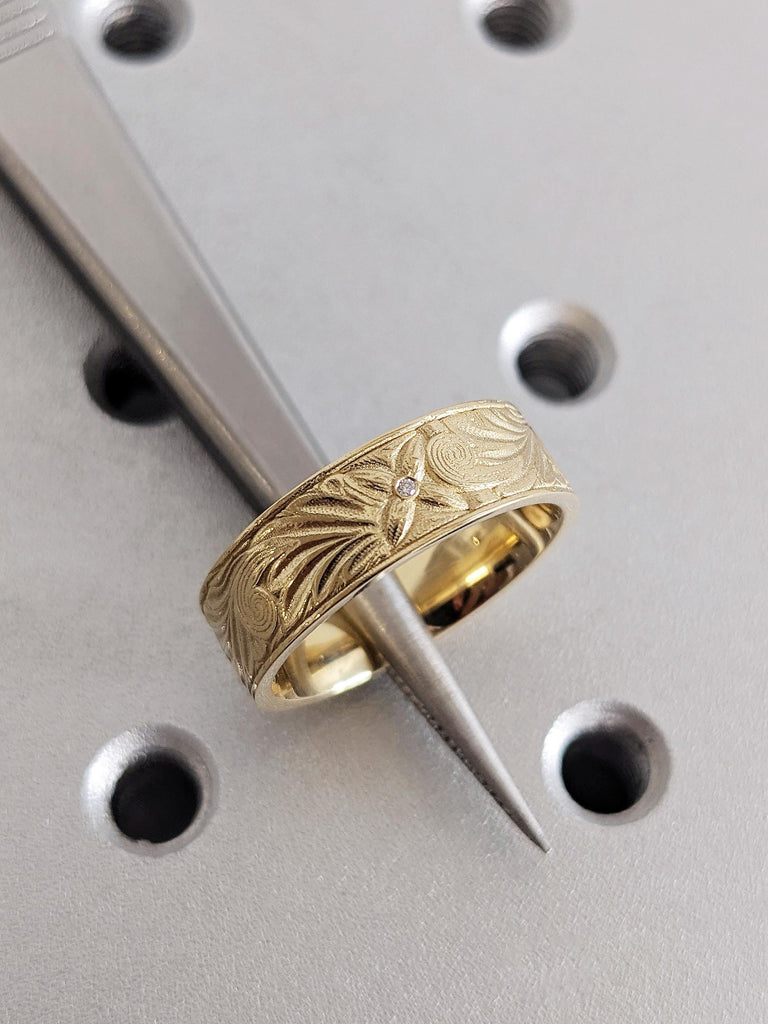 14K Gold Diamond Floral Leaf Wedding Band, Dainty Gold Diamond Men’s Engagement Ring, Vintage Flower Anniversary Ring, Unisex Wedding Band