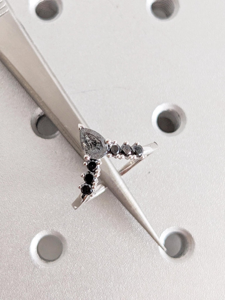 Diamond Wedding Band, Dainty 14k White Gold Band, V Shaped Ring, Stackable Ring, Chevron Ring