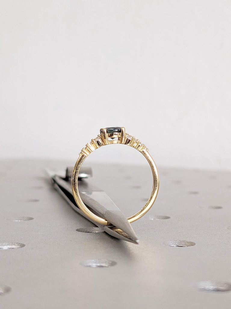 0.5ct Unique Round Sapphire Engagement Ring, 18K Yellow Solid Gold Sapphire Wedding Ring, Teal Peacock Sapphire Diamond Cluster Ring For Her