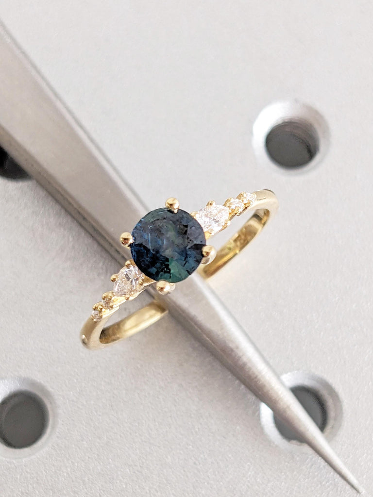 0.5ct Unique Round Sapphire Engagement Ring, 18K Yellow Solid Gold Sapphire Wedding Ring, Teal Peacock Sapphire Diamond Cluster Ring For Her