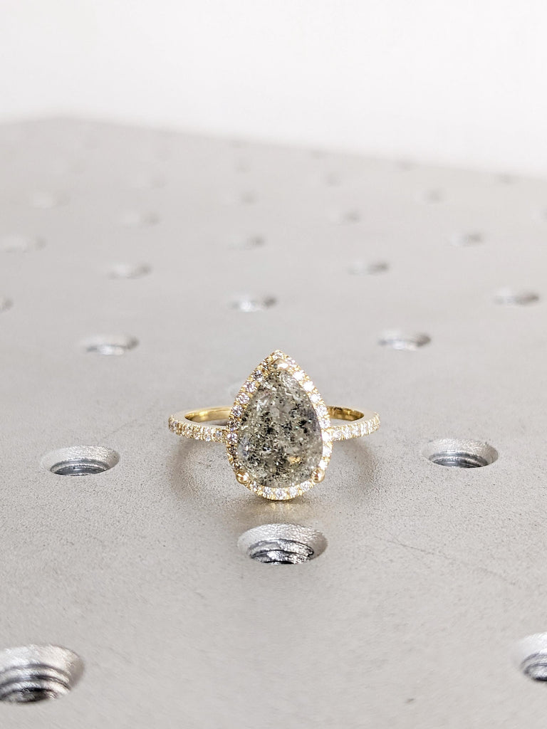 1920s Pear Cut Salt and Pepper Diamond Engagement Ring, 14K Yellow Gold Halo Ring, Vintage Diamond Wedding Ring