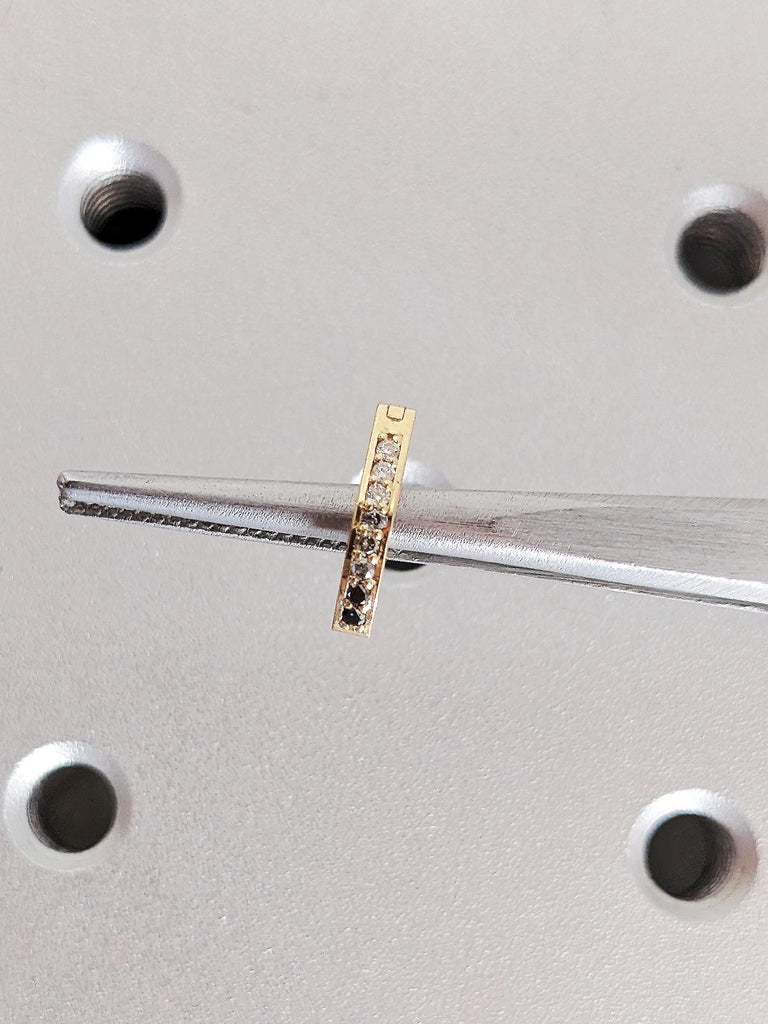 Round Ombre Diamond Navel Ring, 18K Solid Gold Belly Button Diamond Piercing, Curved Belly Ring, Diamond Body Clicker, Alternative Jewelry