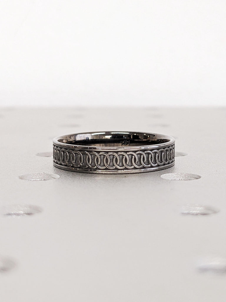 Black Gold Wedding Band, Chain Pattern Men’s Engagement Ring, 14K Solid Polished Band, Endless Love 5mm, Custom Anniversary Band For Him