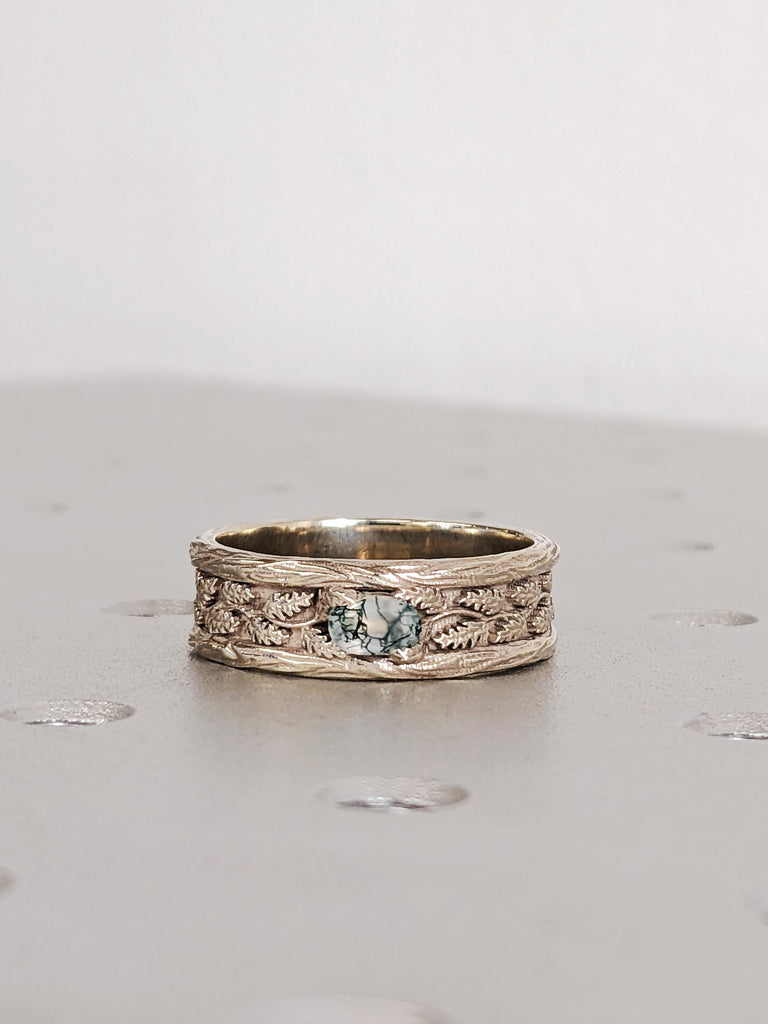 14K Solid White Gold Natural Moss Agate Wedding Band, Round Green Moss Agate Vintage Wedding Ring, Nature Foliage Band, Men's Engagement
