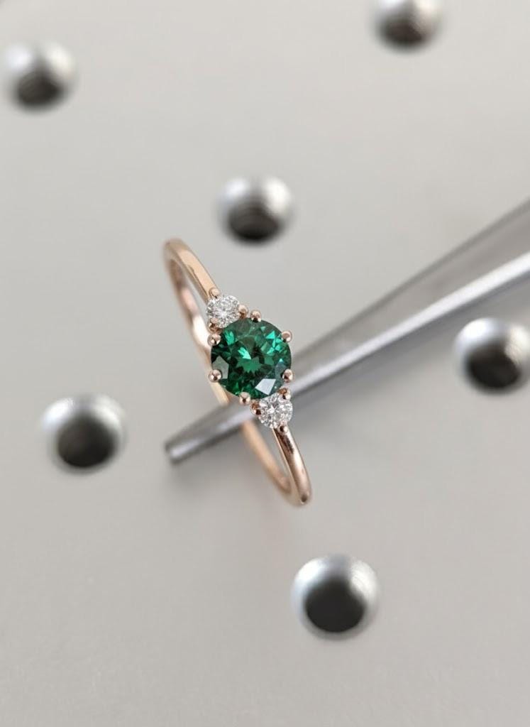 0.5ct Natural Green Sapphire and Diamond Engagement Ring for Women | 14k Rose Gold Round Sapphire Ring | September Birthstone Jewellery Gift
