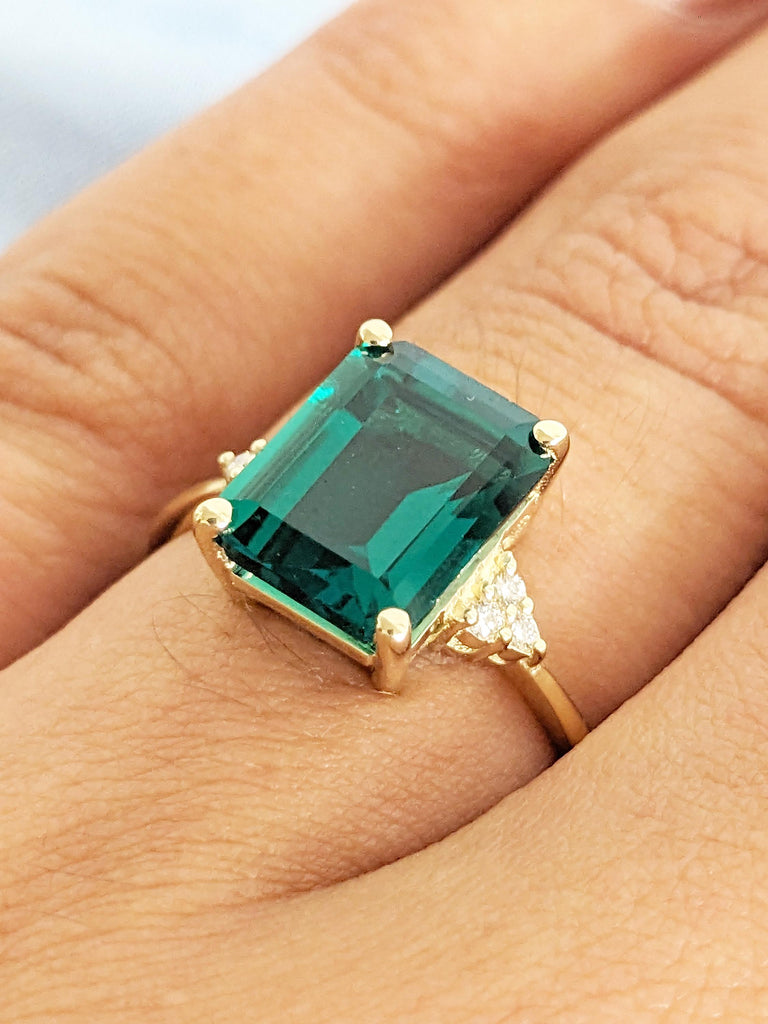 Emerald Cut Lab Grown Emerald Ring, 1, 1.5, 2CT 14k Yellow Gold Vintage Engagement Ring, Personalized Statement Ring, Green Gemstone Ring