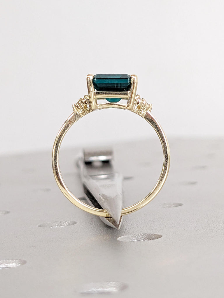 Emerald Cut Lab Grown Emerald Ring, 1, 1.5, 2CT 14k Yellow Gold Vintage Engagement Ring, Personalized Statement Ring, Green Gemstone Ring