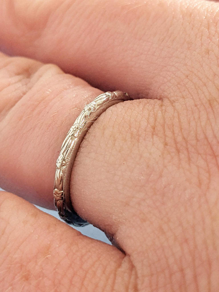 Vintage Floral Wedding Band: Dainty 18K White Gold Classic Engagement Ring, Stackable Unisex Jewelry