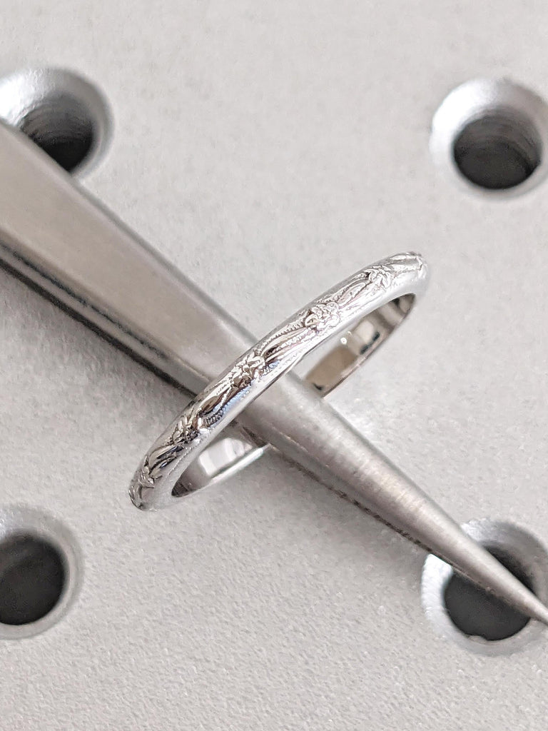 Vintage Floral Wedding Band: Dainty 18K White Gold Classic Engagement Ring, Stackable Unisex Jewelry