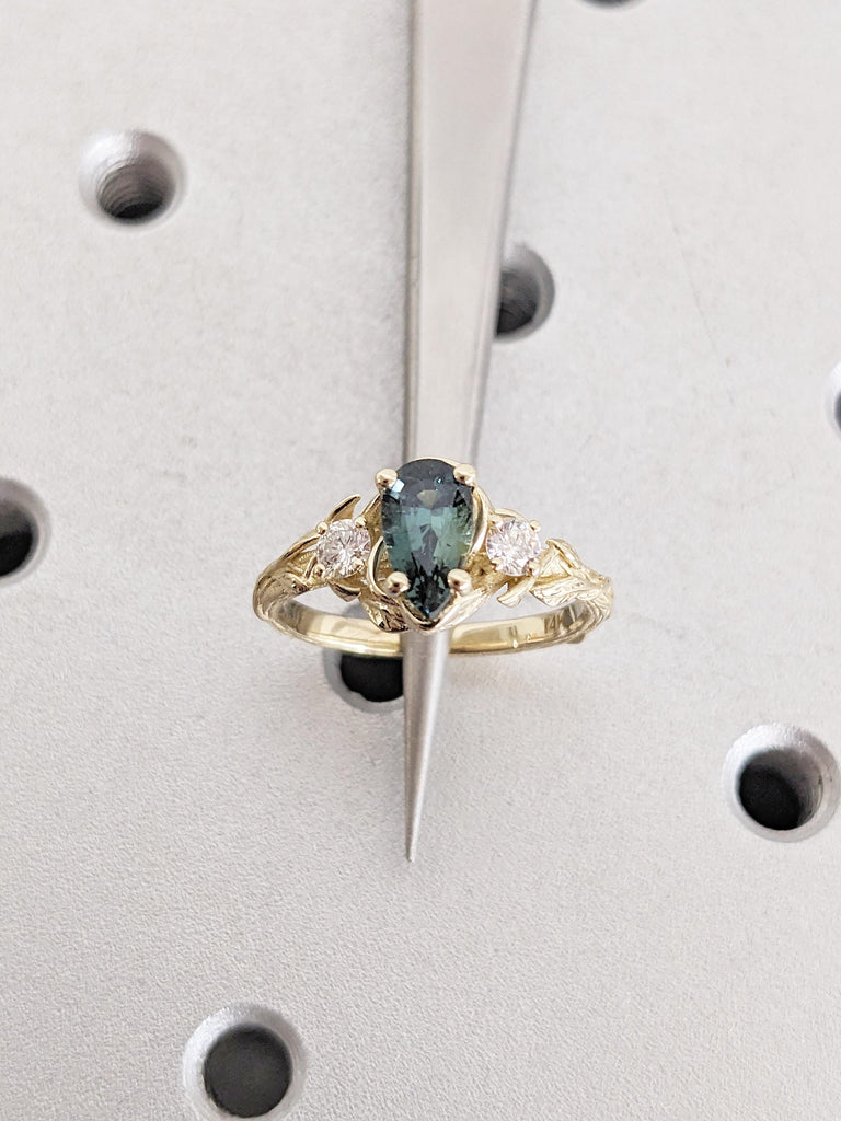 1 Carat Montana Sapphire Ring