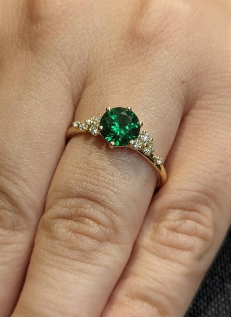 18k Yellow Gold Green Sapphire Wedding Anniversary Ring | September Birthstone Ring | 1 Carat Eco Friendly Lab Grown Sapphire