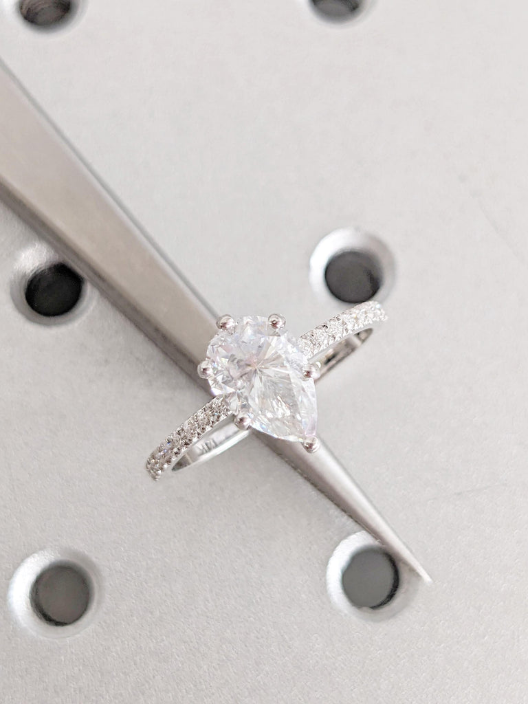 Lab Grown Diamond: IGI Certified, Engagement Ring, 14K White Gold, Pave Diamond Halo