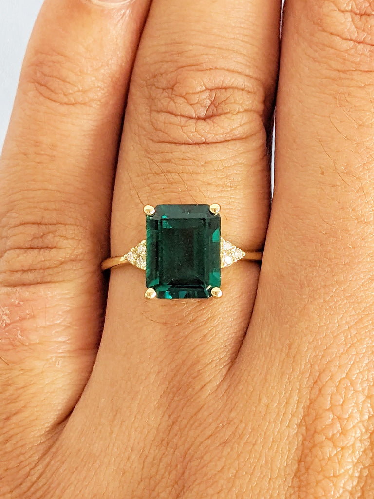 Emerald Cut Lab Grown Emerald Ring, 1, 1.5, 2CT 14k Yellow Gold Vintage Engagement Ring, Personalized Statement Ring, Green Gemstone Ring