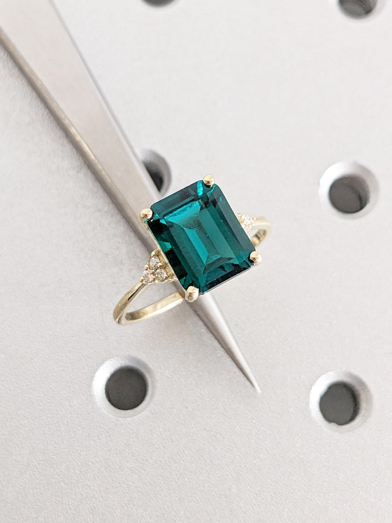 Emerald Cut Lab Grown Emerald Ring, 1, 1.5, 2CT 14k Yellow Gold Vintage Engagement Ring, Personalized Statement Ring, Green Gemstone Ring