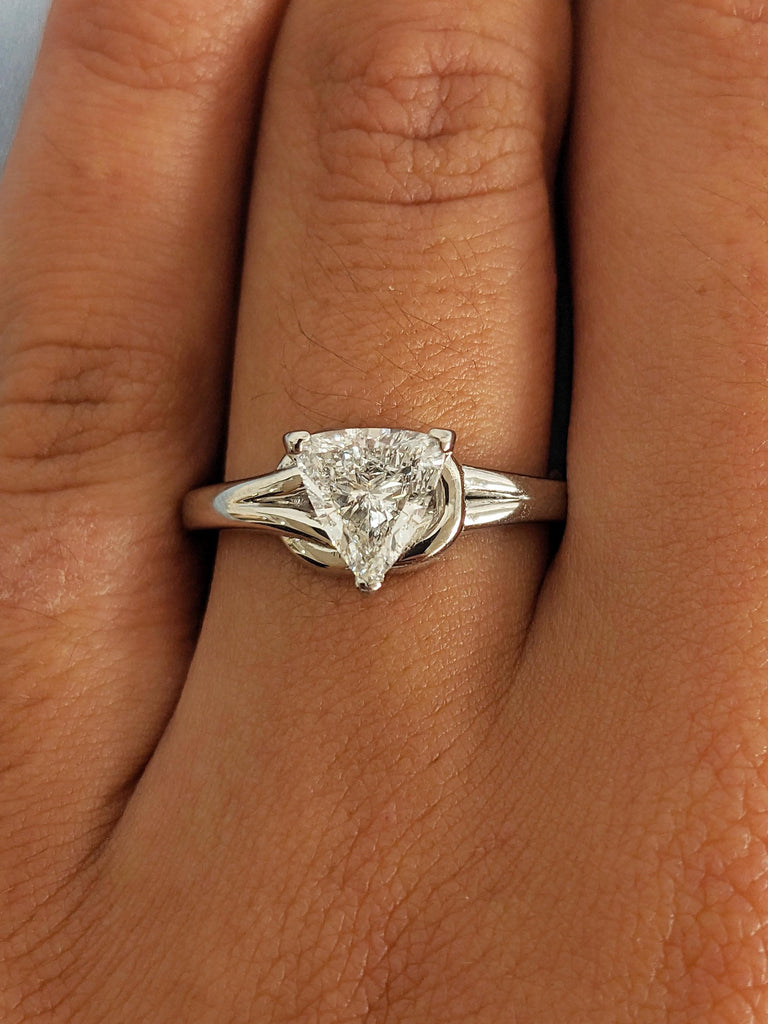 Platinum Gold Knot Solitaire Engagement Ring, Trillion Cut Lab Created Diamond, Women's Wedding Band image #2